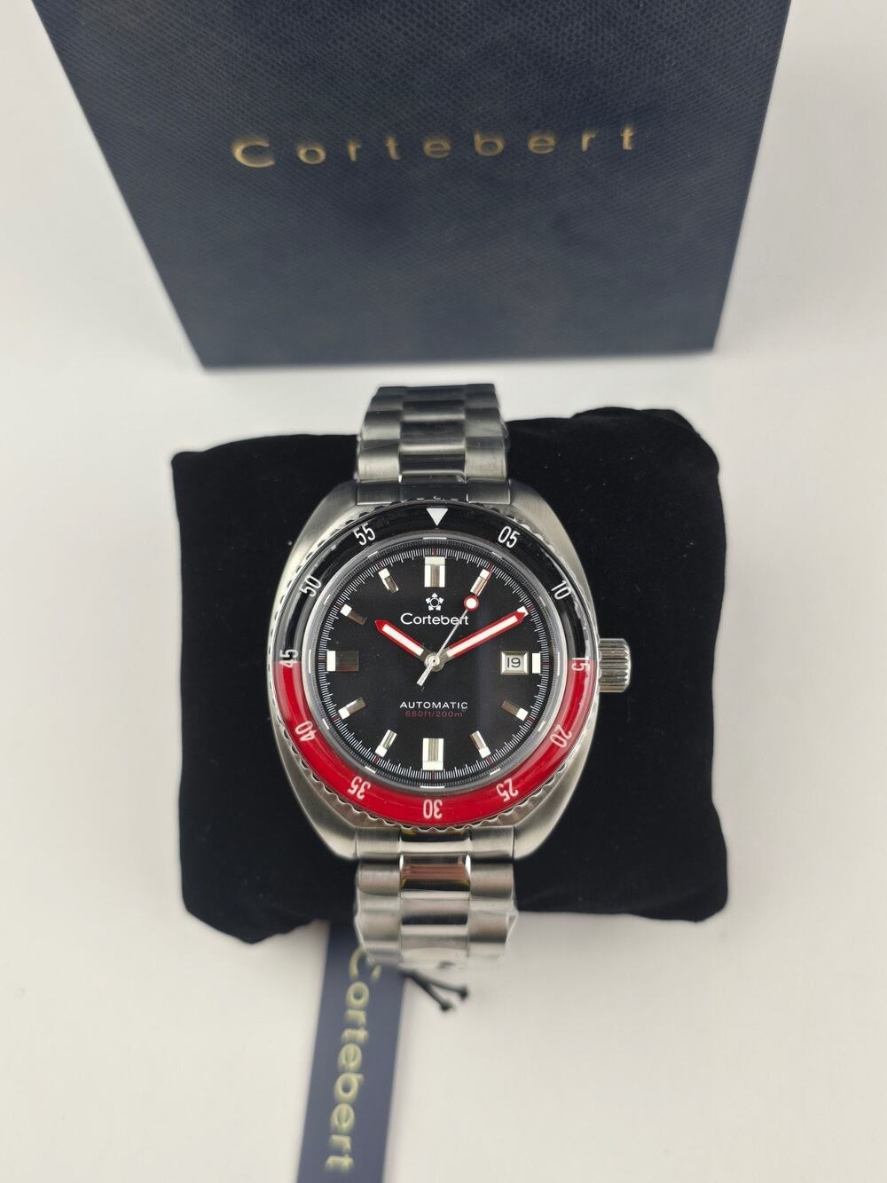 Cortebert Automatic Diver Watch – 200M / Sapphire Crystal – Stainless Steel